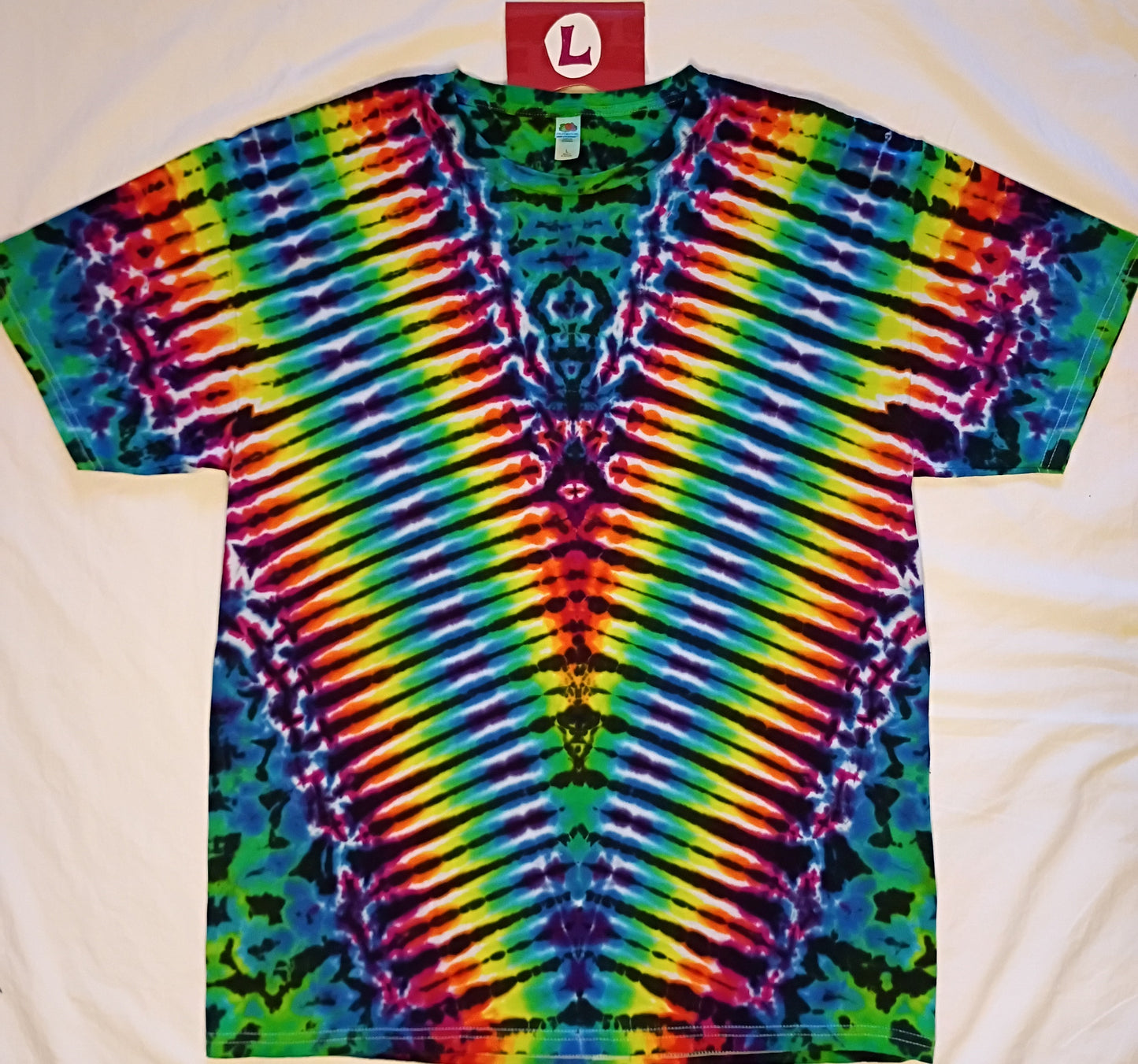 Large Rainbow Static V