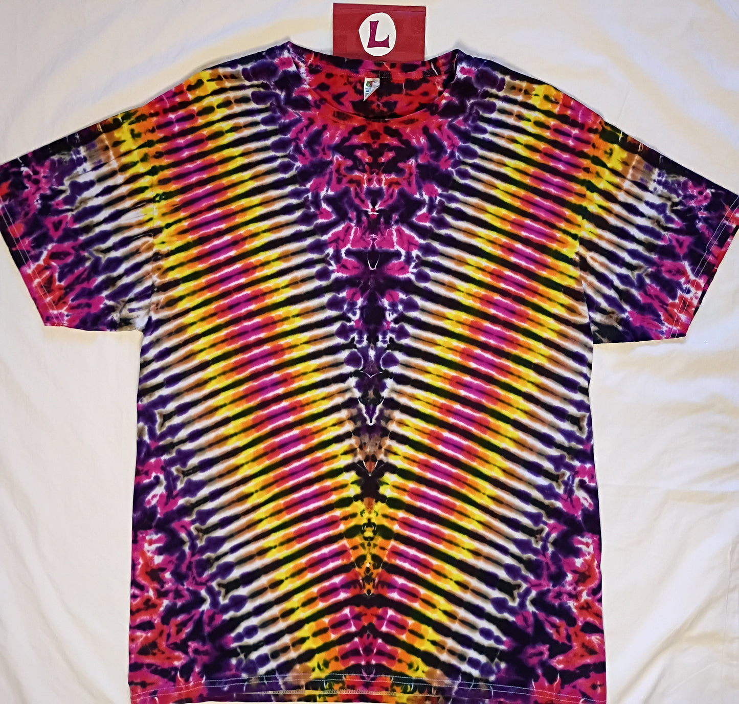 Large Molten Static V